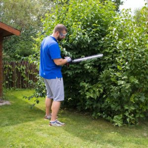 aku-noznice-na-zivy-plot-hs-18-201-05