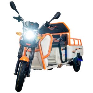 ruris-pilot-3110a-e-trojkolka-nakladna-biela